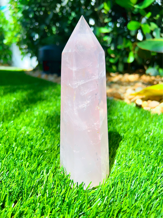 Gemmy Rose Quartz Point